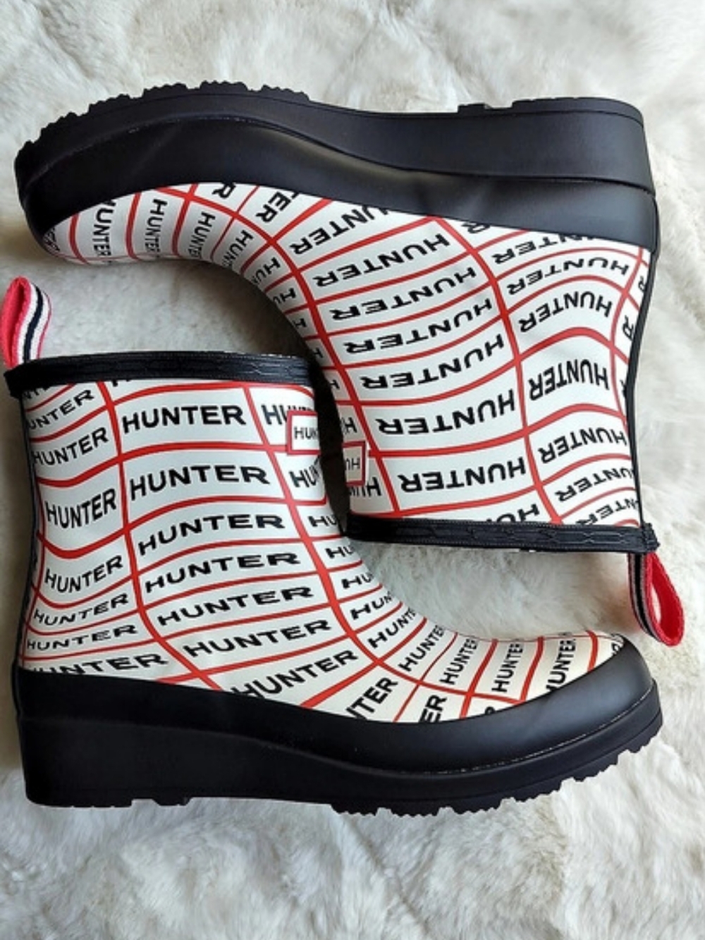 Hunter Women's Original Play Short Sonic Logo Rain Boot White & Black US 6